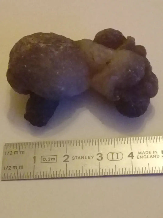 Calcédoine noire Botryoïdale ou larme de Calcédoine ’RARE’ Grade A++++ Calcédoine noire Botryoïdale