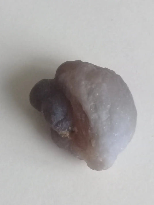 Calcédoine noire Botryoïdale ou larme de Calcédoine ’RARE’ Grade A++++ Calcédoine noire Botryoïdale