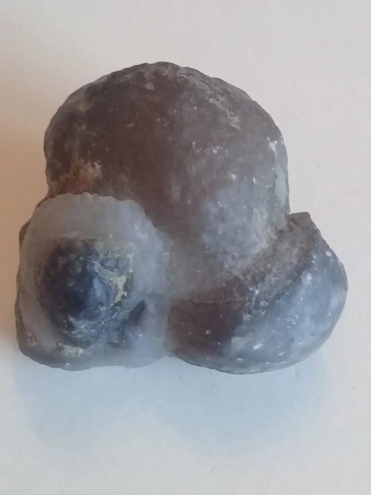 Calcédoine noire Botryoïdale ou larme de Calcédoine ’RARE’ Grade A++++ Calcédoine noire Botryoïdale