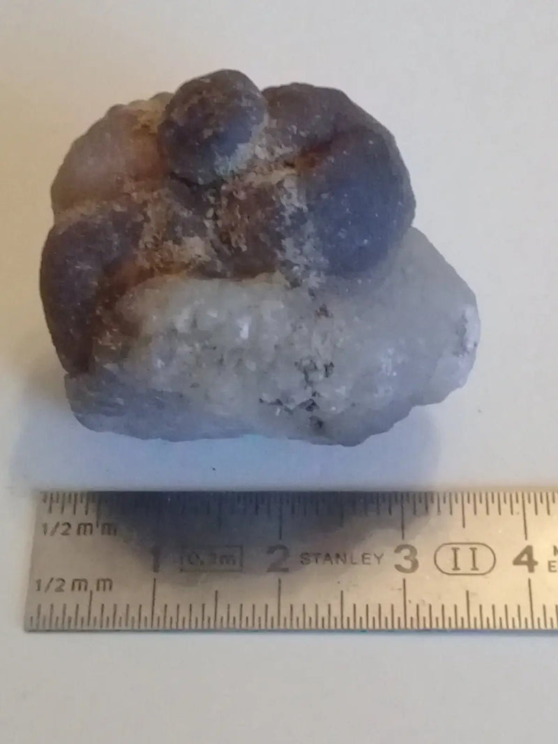 Load image into Gallery viewer, Calcédoine noire Botryoïdale ou larme de Calcédoine ’RARE’ Grade A++++ Calcédoine noire Botryoïdale
