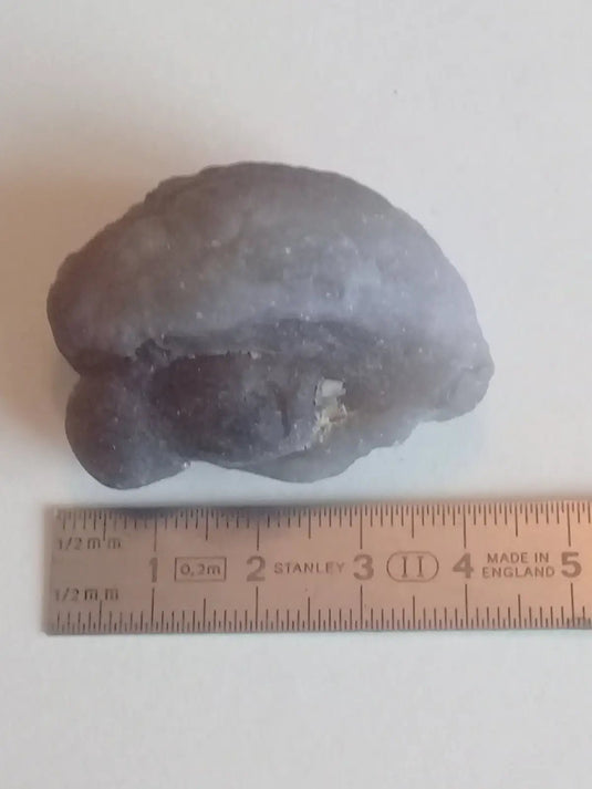 Calcédoine noire Botryoïdale ou larme de Calcédoine ’RARE’ Grade A++++ Calcédoine noire Botryoïdale