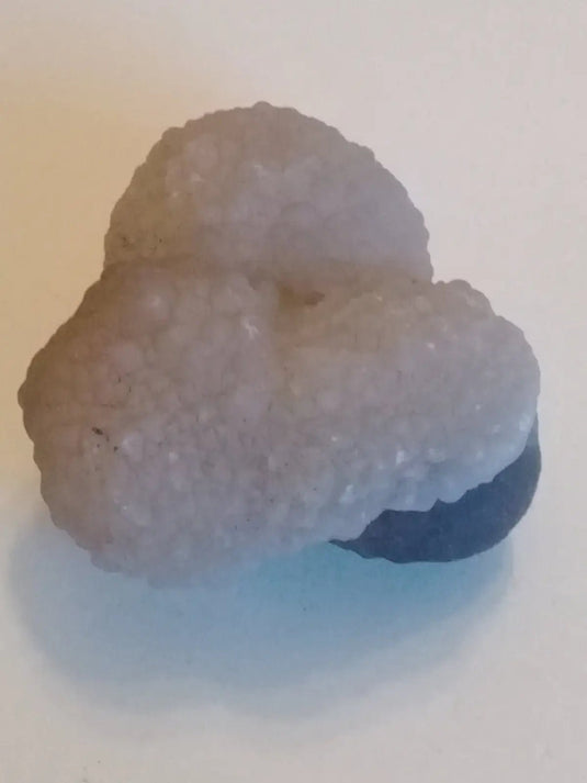 Calcédoine noire Botryoïdale ou larme de Calcédoine ’RARE’ Grade A++++ Calcédoine noire Botryoïdale