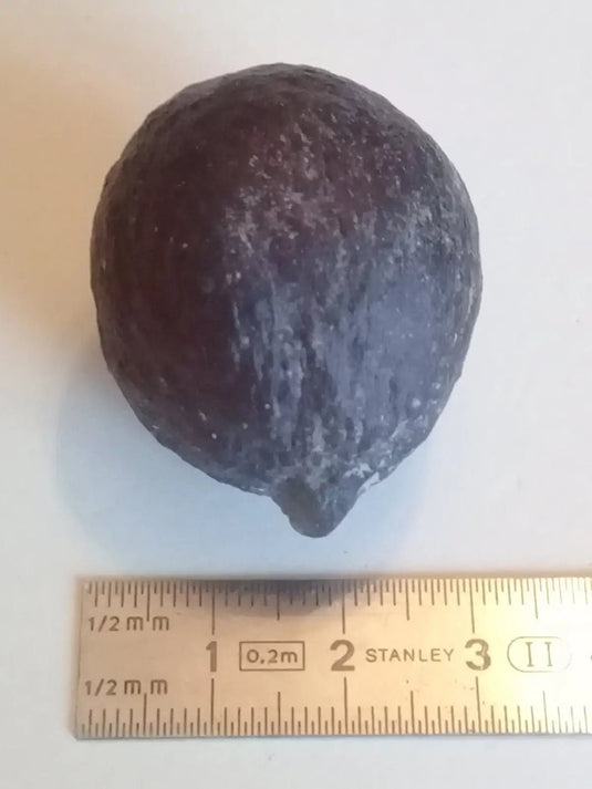 Calcédoine noire Botryoïdale ou larme de Calcédoine ’RARE’ Grade A++++ Calcédoine noire Botryoïdale