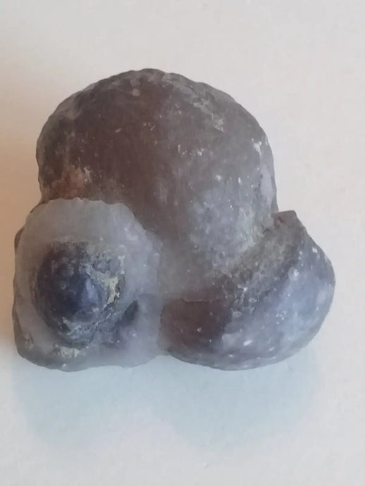 Calcédoine noire Botryoïdale ou larme de Calcédoine ’RARE’ Grade A++++ Calcédoine noire Botryoïdale