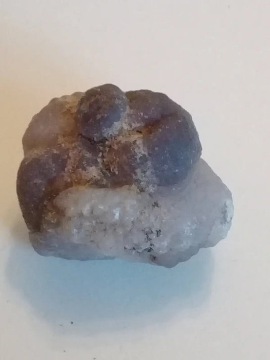 Calcédoine noire Botryoïdale ou larme de Calcédoine ’RARE’ Grade A++++ Calcédoine noire Botryoïdale