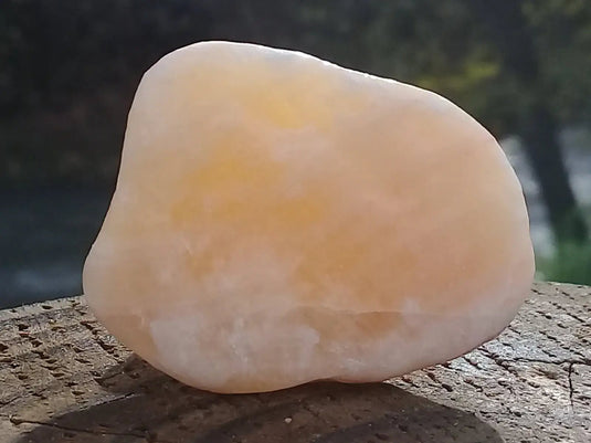 Calcite jaune de France pierre roulée Grade A+++ Calcite jaune de France pierre roulée