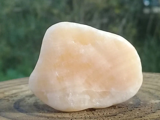 Calcite jaune de France pierre roulée Grade A+++ Calcite jaune de France pierre roulée