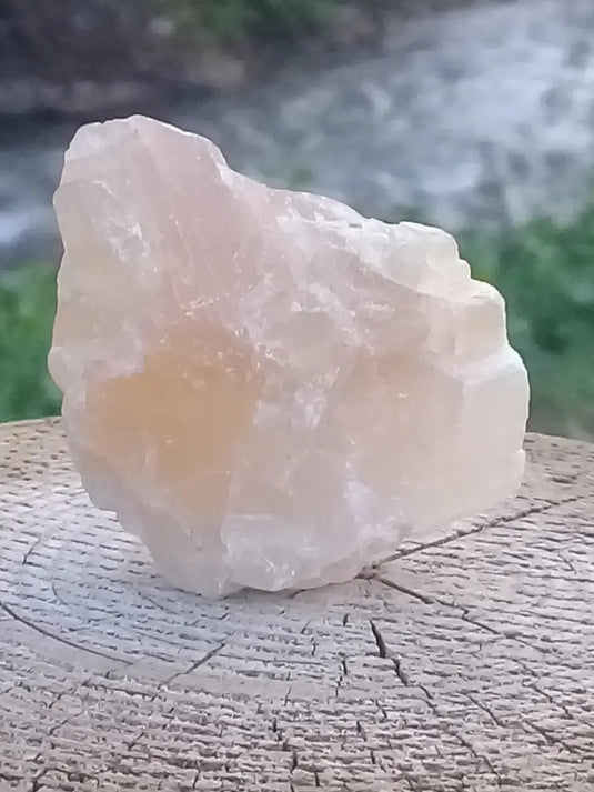 Calcite miel de France pierre brute Grade A+++ Calcite miel de France pierre brute