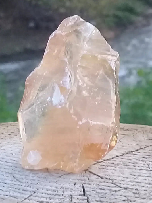 Calcite miel de France pierre brute Grade A++++ Calcite miel de France pierre brute