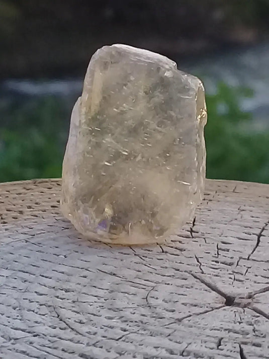 Calcite miel de France pierre roulée Grade A++++ Calcite miel de France pierre roulée