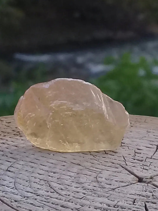 Calcite miel de France pierre roulée Grade A++++ Calcite miel de France pierre roulée