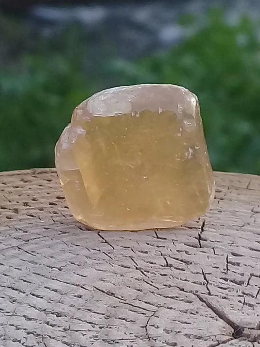 Calcite miel de France pierre roulée Grade A+++++ Calcite miel de France pierre roulée