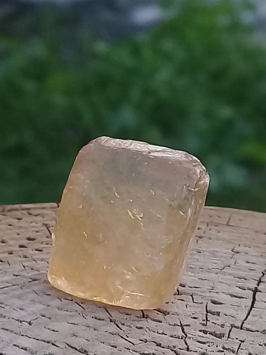 Calcite miel de France pierre roulée Grade A++++ Calcite miel de France pierre roulée