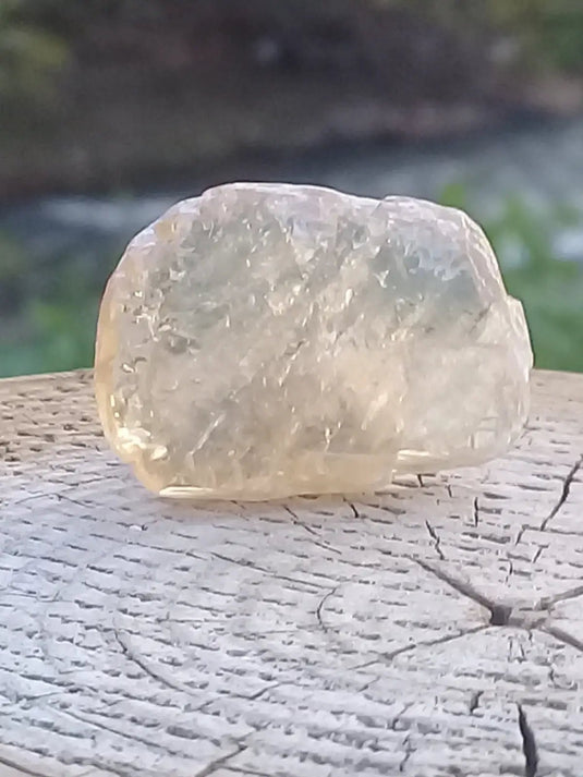 Calcite miel de France pierre roulée Grade A++++ Calcite miel de France pierre roulée