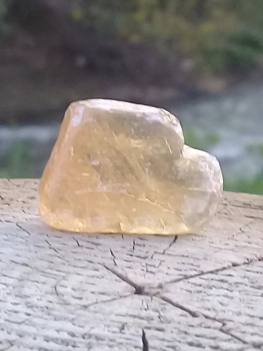 Calcite miel de France pierre roulée Grade A++++ Calcite miel de France pierre roulée