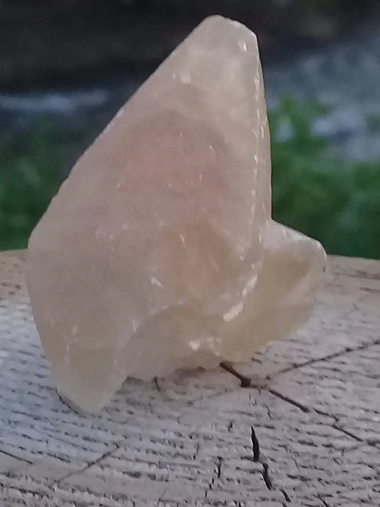 Calcite miel de France pointe brute Grade A++++ Calcite miel de France pointe brute