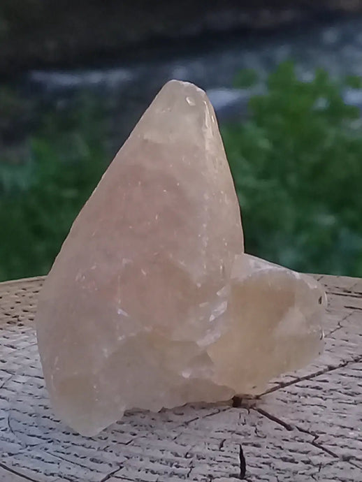 Calcite miel de France pointe brute Grade A++++ Calcite miel de France pointe brute