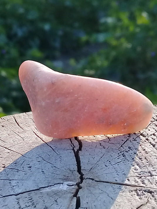 Calcite orange de France pierre roulée Grade A+++ Calcite orange de France pierre roulée Dans la besace du p'tit Poucet   