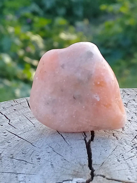 Calcite orange de France pierre roulée Grade A+++ Calcite orange de France pierre roulée