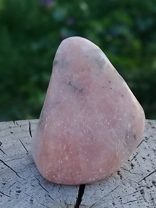 Calcite orange de France pierre roulée Grade A+++ Calcite orange de France pierre roulée