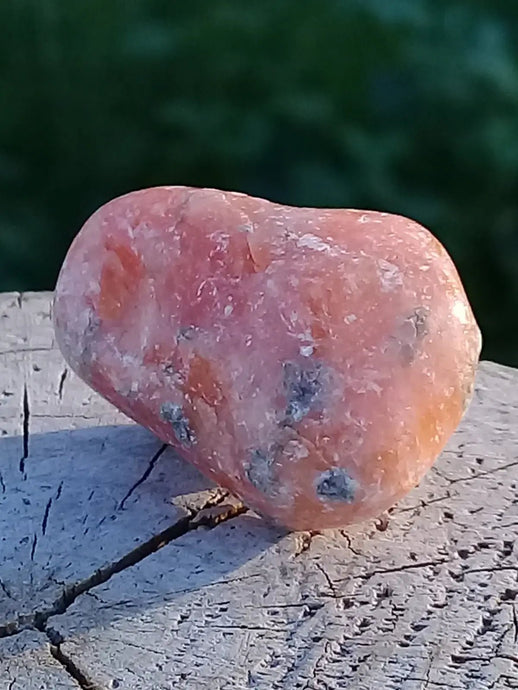 Calcite orange de France pierre roulée Grade A+++ Calcite orange de France pierre roulée