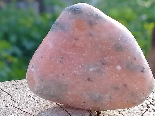 Calcite orange de France pierre roulée Grade A+++ Calcite orange de France pierre roulée