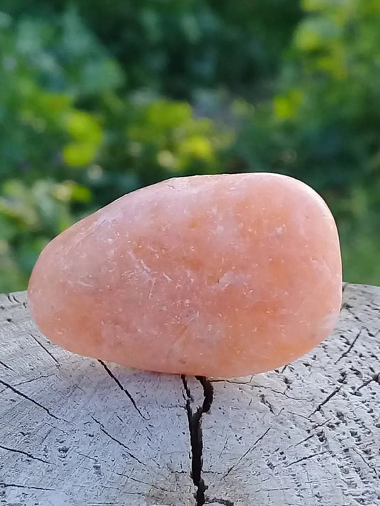 Calcite orange de France pierre roulée Grade A+++ Calcite orange de France pierre roulée