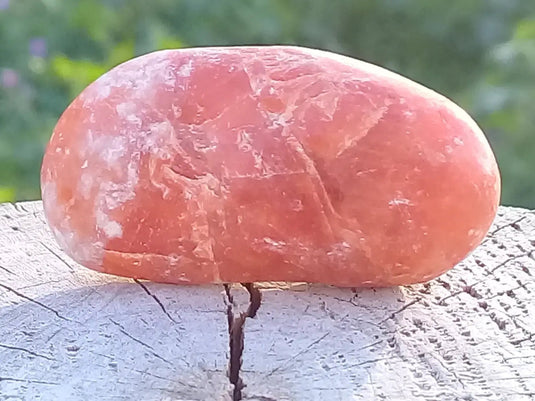 Calcite orange de France pierre roulée Grade A++++ Calcite orange de France pierre roulée