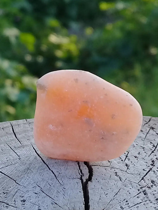 Calcite orange de France pierre roulée Grade A+++ Calcite orange de France pierre roulée
