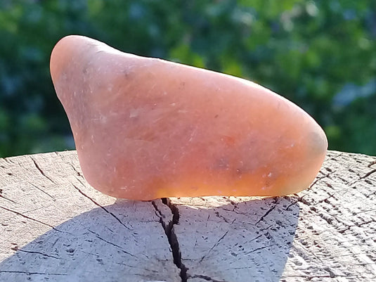 Calcite orange de France pierre roulée Grade A+++ Calcite orange de France pierre roulée Dans la besace du p'tit Poucet   