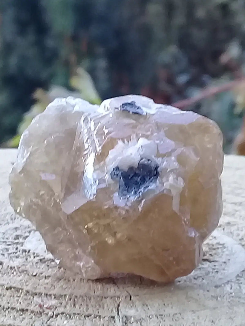 Load image into Gallery viewer, Cérusite du Maroc &amp; Galène pierre brute Grade A++++ Cérusite du Maroc sur inclusions de Galènepierre brute
