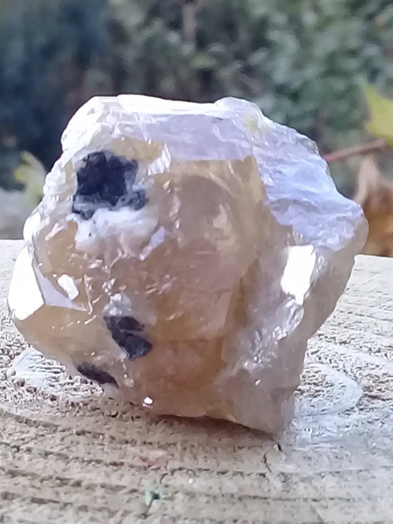 Load image into Gallery viewer, Cérusite du Maroc &amp; Galène pierre brute Grade A++++ Cérusite du Maroc sur inclusions de Galènepierre brute
