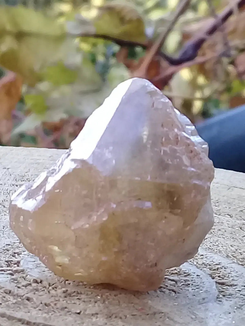 Load image into Gallery viewer, Cérusite du Maroc pierre brute Grade A++++ Cérusite du Maroc pierre brute
