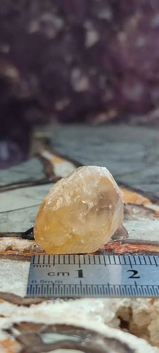 Cérusite du Maroc pierre brute Grade A++++ Cérusite du Maroc pierre brute