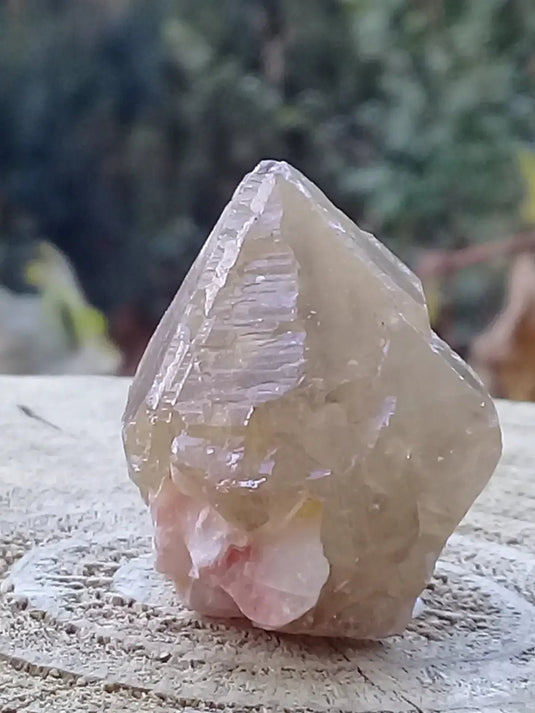 Cérusite du Maroc pierre brute Grade A++++ Cérusite du Maroc pierre brute