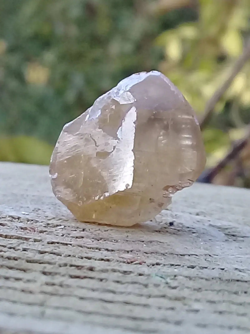 Load image into Gallery viewer, Cérusite du Maroc pierre brute Grade A++++ Cérusite du Maroc pierre brute
