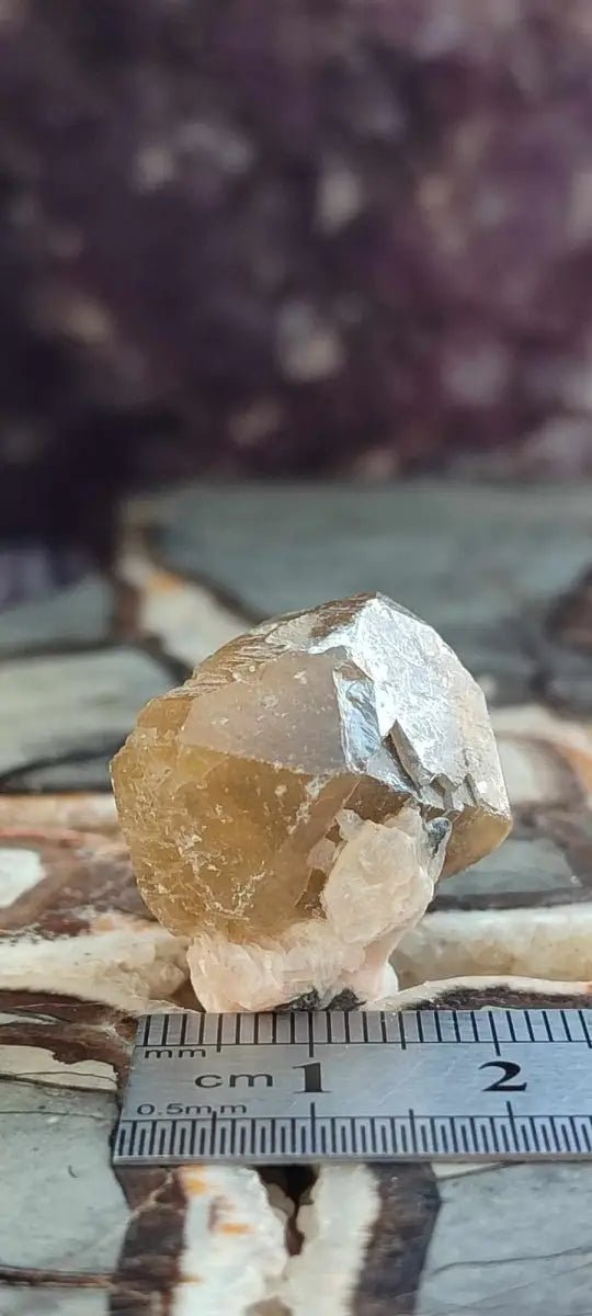 Load image into Gallery viewer, Cérusite duMaroc pierre brute Grade A++++ Cérusite du Maroc pierre brute
