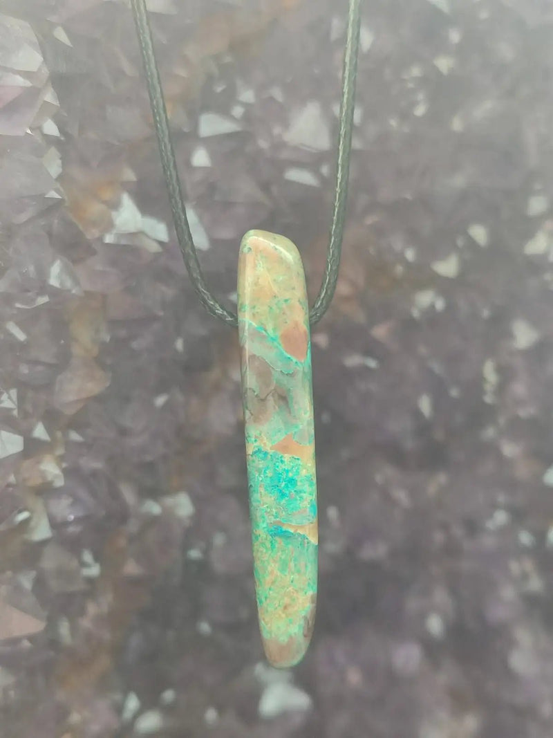 Load image into Gallery viewer, Chrysocolle-Malachite Authentique de RDC - Pendentif - Grade Prémium Chrysocolle-Malachite pendentif
