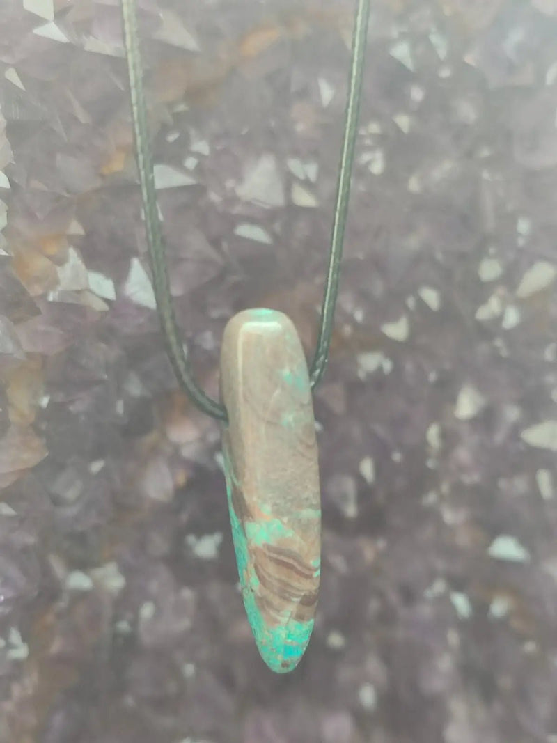 Load image into Gallery viewer, Chrysocolle-Malachite Authentique de RDC - Pendentif - Grade Prémium Chrysocolle-Malachite pendentif
