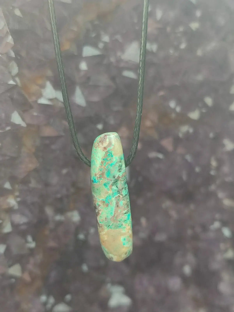 Load image into Gallery viewer, Chrysocolle-Malachite Authentique de RDC - Pendentif - Grade Prémium Chrysocolle-Malachite pendentif
