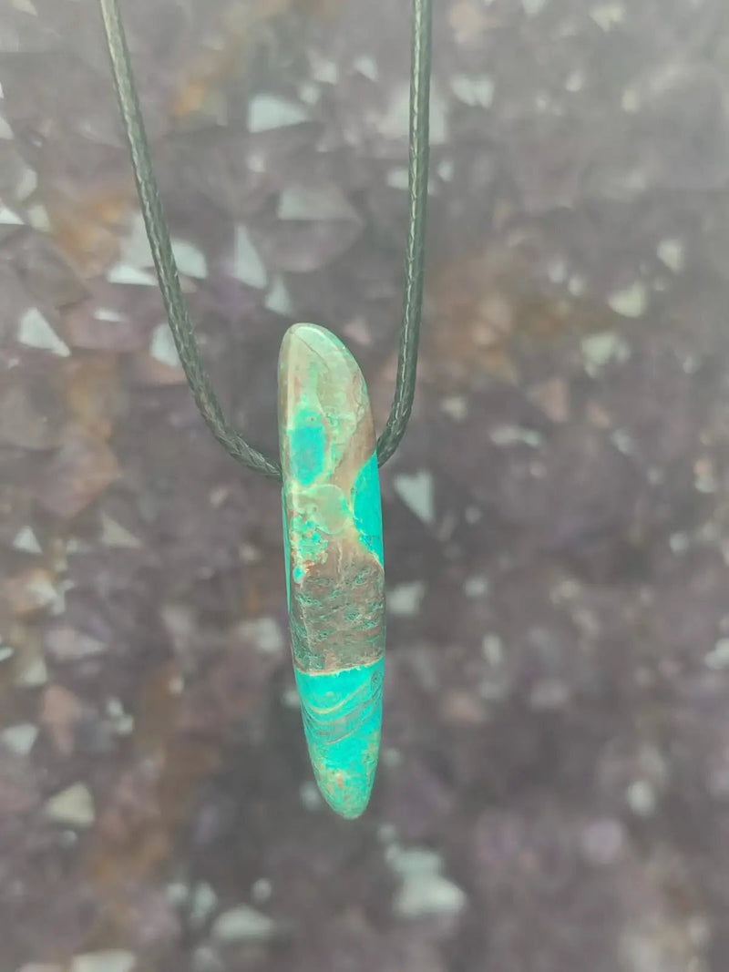Load image into Gallery viewer, Chrysocolle-Malachite Authentique de RDC - Pendentif - Grade Prémium Chrysocolle-Malachite pendentif

