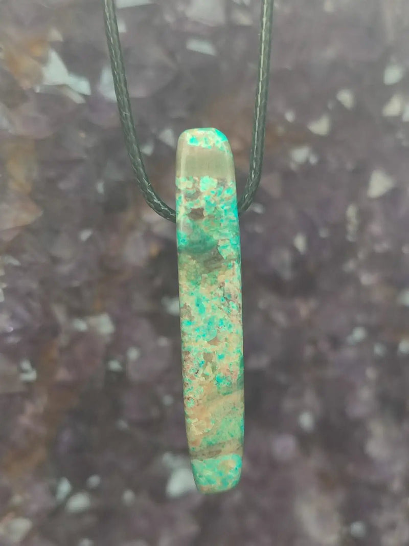 Chargez l&#39;image dans la visionneuse de la galerie, Chrysocolle-Malachite Authentique de RDC - Pendentif - Grade Prémium Chrysocolle-Malachite pendentif
