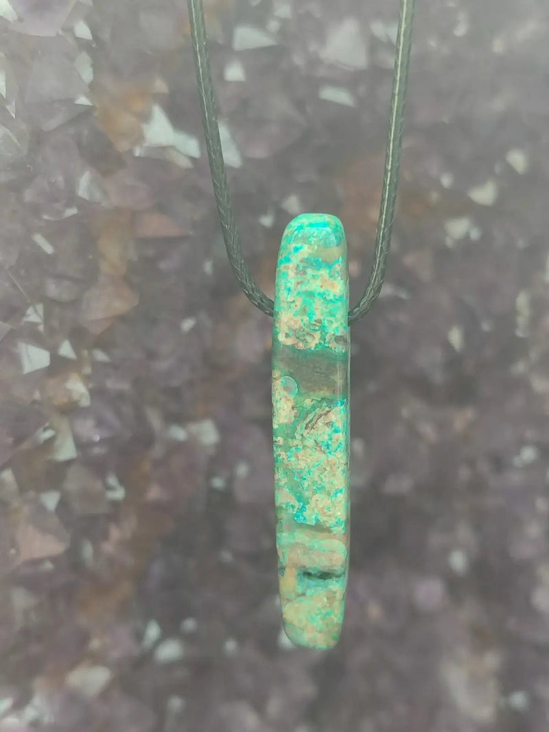 Chargez l&#39;image dans la visionneuse de la galerie, Chrysocolle-Malachite Authentique de RDC - Pendentif - Grade Prémium Chrysocolle-Malachite pendentif
