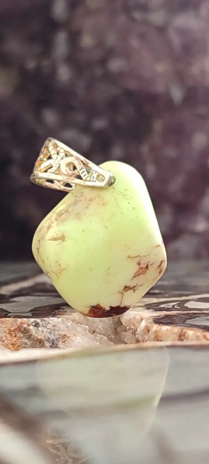 Load image into Gallery viewer, Chrysoprase citron d’Australie pendentif Grade A++++ (fourni avec cordon) Chrysoprase citron pendentif
