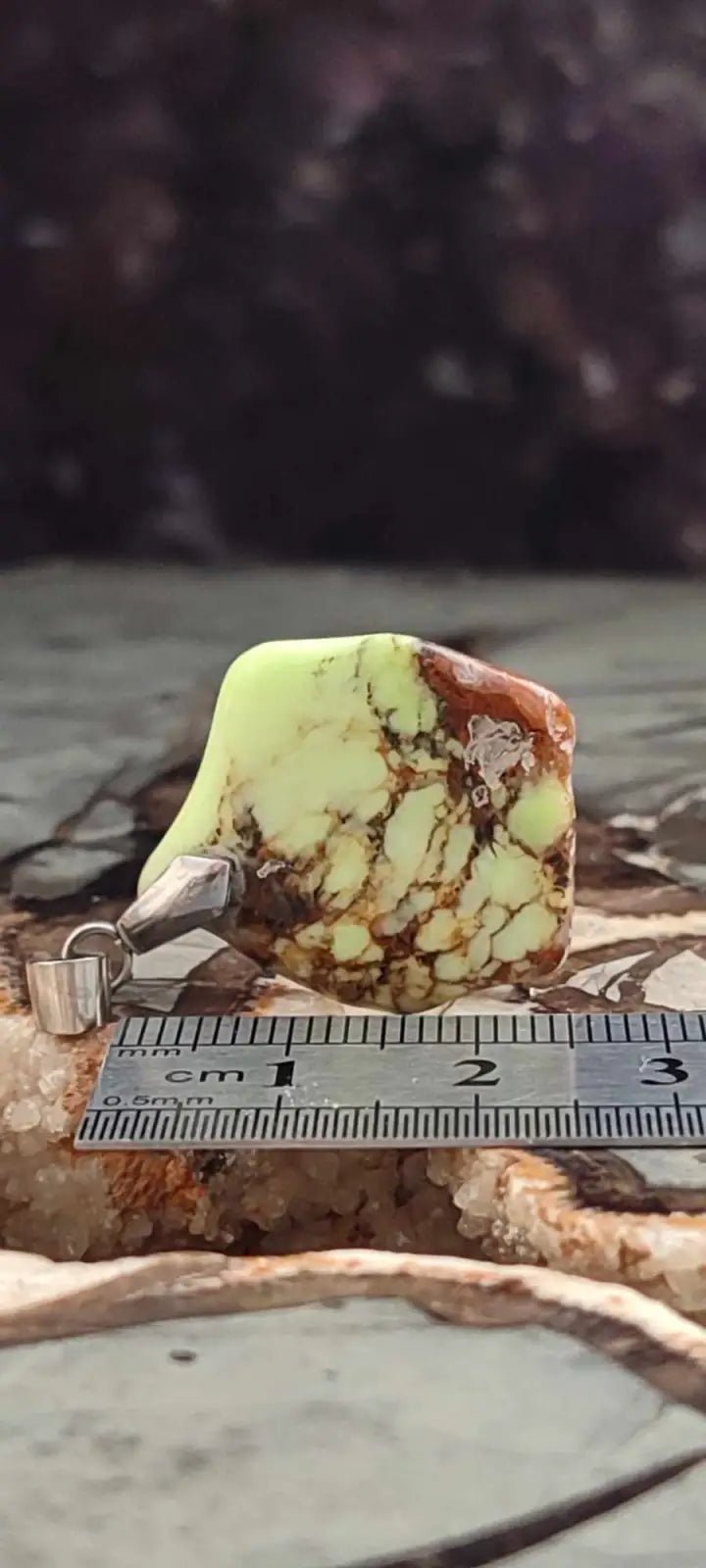 Load image into Gallery viewer, Chrysoprase citron d’Australie pendentif Grade A++++ (fourni avec cordon) Chrysoprase citron pendentif
