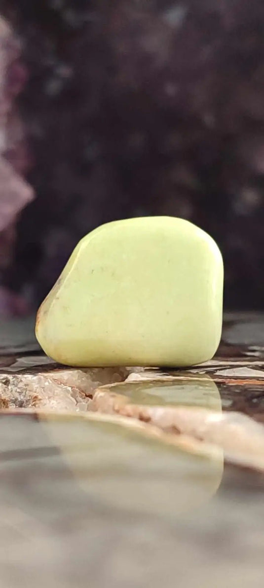 Chrysoprase citron d’Australie pierre roulée Grade A++++ Chrysoprase citron pierre roulée