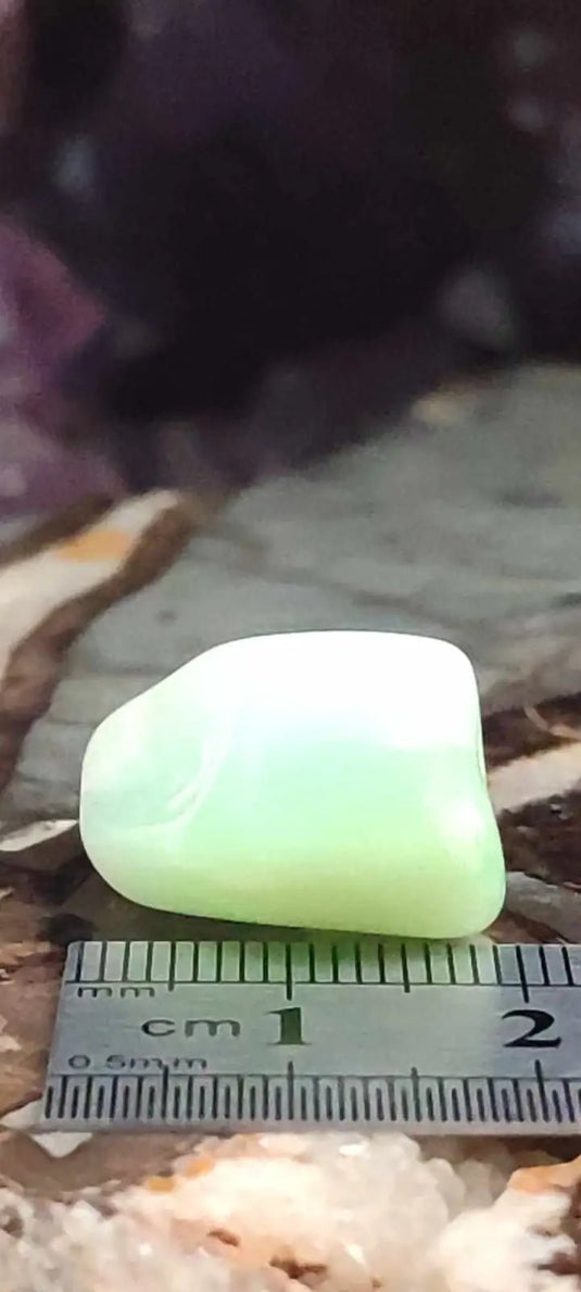 Chrysoprase du Kazakhstan pierre roulée Grade A++++ Chrysoprase pierre roulée
