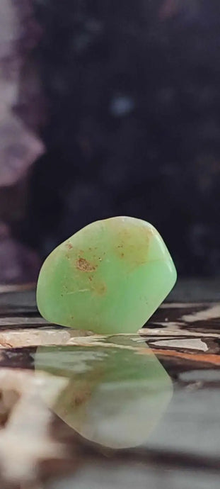 Chrysoprase du Kazakhstan pierre roulée Grade A++++ Chrysoprase pierre roulée