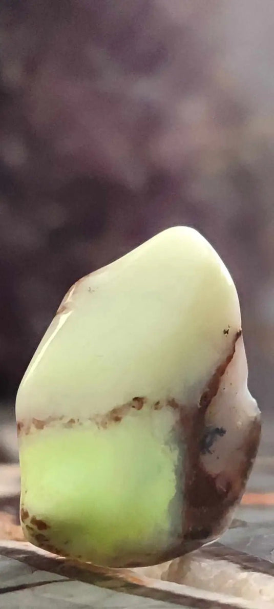 Chrysoprase du Kazakhstan pierre roulée Grade A++++ Chrysoprase pierre roulée