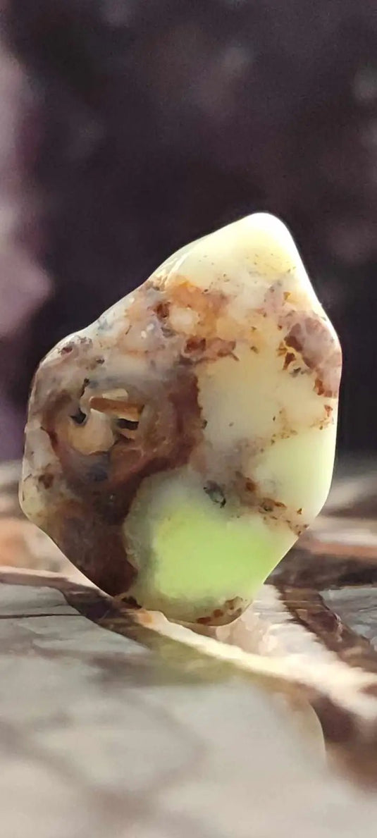 Chrysoprase du Kazakhstan pierre roulée Grade A++++ Chrysoprase pierre roulée